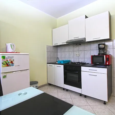 Veroslava 2159 Apartamento Pula