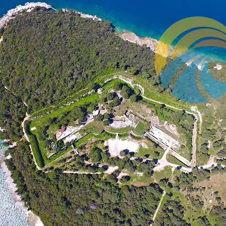 Veroslava 2159 プーラ