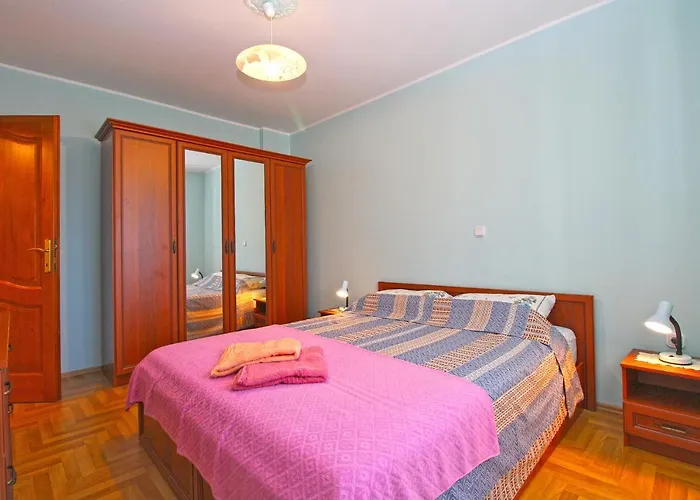 Veroslava 2159 Pula